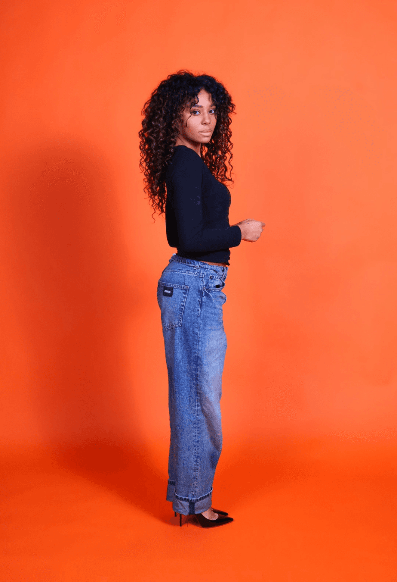 Shooting fond orange